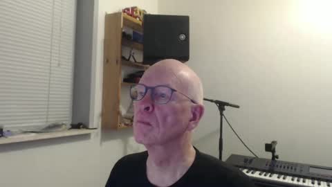 blueeyesn8 online show from November 17, 6:55 pm