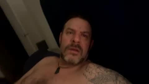 Blueyloey online show from December 22, 4:50 am