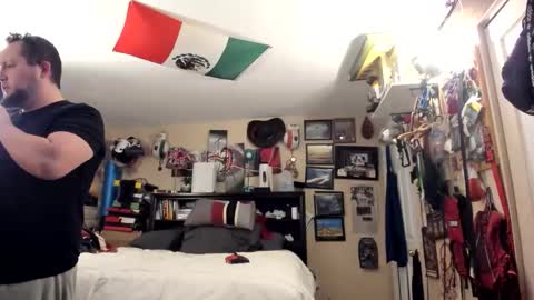 Bobby520 online show from January 11, 6:50 am