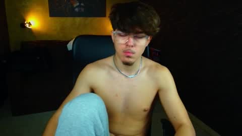 BodhiHayes online show from March 31, 5:20 am