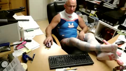 bodymen1 online show from November 9, 10:47 pm