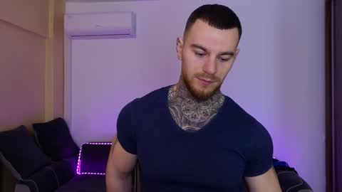 bodyouwant online show from January 28, 4:39 am