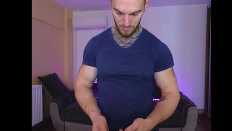 bodyouwant online show from December 20, 4:09 am