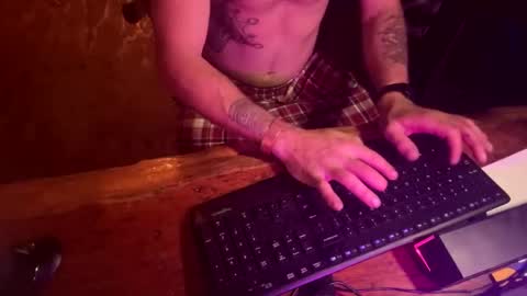 Snapshot of bonerroamer chatting on October 28, 9:34 am StonerBoner online show from October 28, 9:34 am