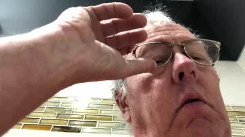 Snapshot of bonerthong chatting on October 11, 4:33 pm bonerthong online show from October 11, 4:33 pm