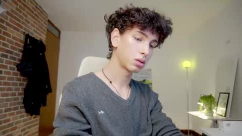 Bream online show from October 31, 1:36 pm