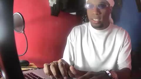 boss_playa98 online show from February 25, 12:25 am