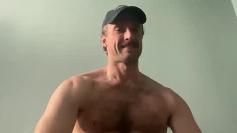 bottommanbln online show from October 25, 10:28 am