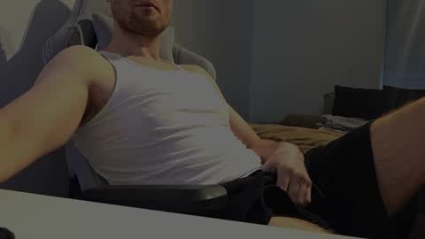 bottomtsinner online show from February 8, 10:10 am