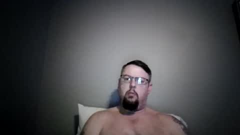 bowtieguy84 online show from March 13, 3:03 am