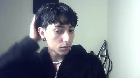 Boy Astro online show from December 16, 11:55 am