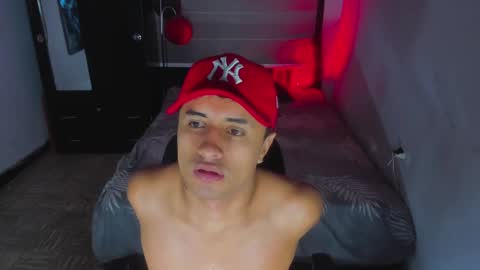 boy_nauthy online show from January 10, 5:05 am