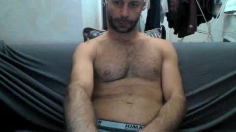 boyalone99 online show from August 8, 8:27 pm