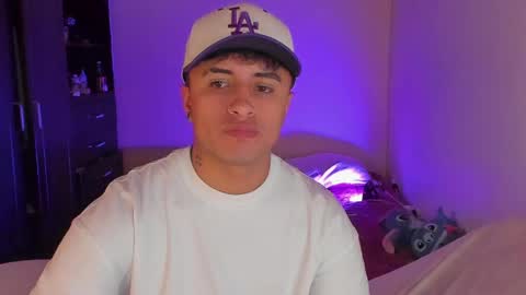 miguel  online show from April 23, 4:42 pm