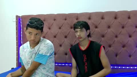 ALEX - TAYLER  -MIKE online show from January 30, 1:53 pm