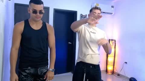 Angelo Mark Fernando Taylor online show from January 17, 11:35 am