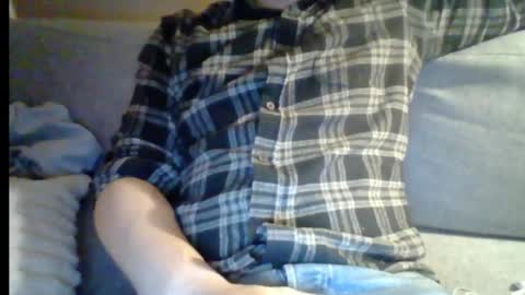 boytoy2002 online show from December 21, 1:58 am