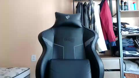 boyzinm2 online show from March 12, 11:40 am