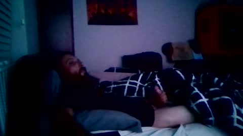 GuitarBrad1989 online show from July 10, 7:45 am