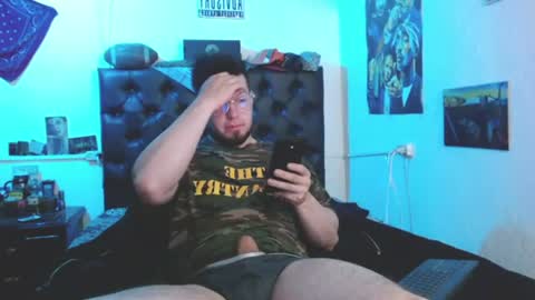 brad hot boy online show from July 30, 8:30 pm