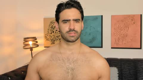 bradleymartin7 online show from April 11, 1:58 pm