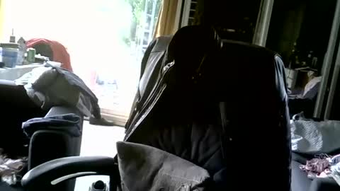 bradysboy online show from April 12, 8:27 am