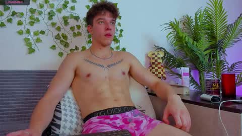 Johny Bravo online show from October 8, 1:48 pm