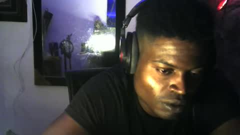 brayan1111x online show from March 18, 1:30 am