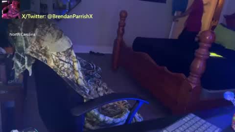 brendangetscloudy online show from June 22, 3:12 am