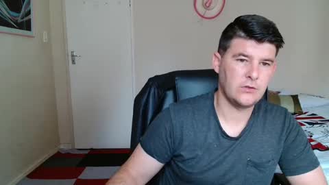 ask me lol online show from February 24, 6:47 am