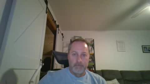 hey online show from December 4, 2:07 am