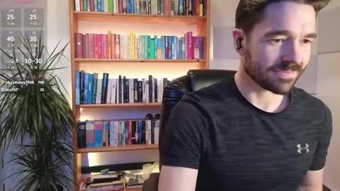 Callum online show from October 31, 4:21 pm