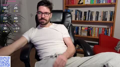 Snapshot of britishpoet chatting on December 3, 1:32 pm Callum online show from December 3, 1:32 pm