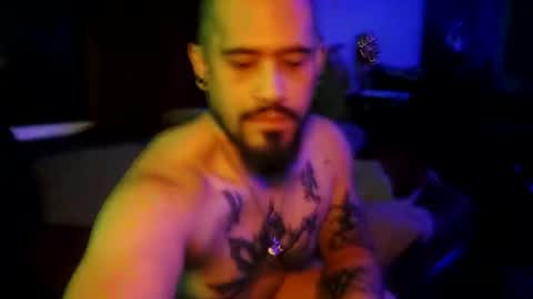 brownboyt online show from April 20, 4:15 am