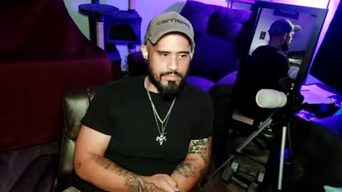 brownboyt online show from June 19, 2:17 am