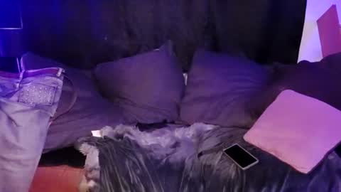 brownboyt online show from July 11, 4:36 am