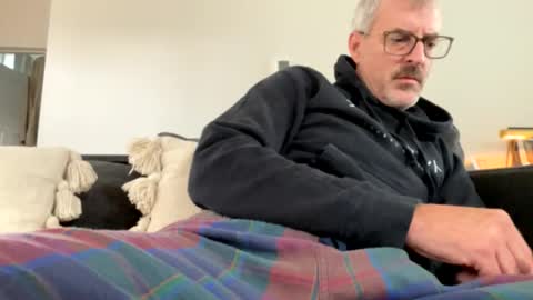 Bruce online show from September 29, 3:08 pm