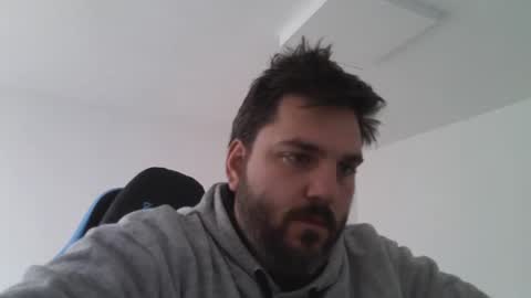 Snapshot of bruce_wayne34 chatting on January 3, 4:37 pm Bruce Wayne online show from January 3, 4:37 pm