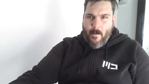 Snapshot of bruce_wayne34 chatting on February 6, 9:53 am Bruce Wayne online show from February 6, 9:53 am