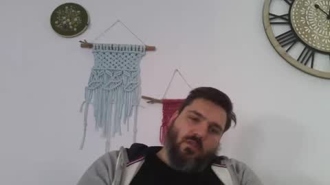 Snapshot of bruce_wayne34 chatting on February 27, 11:20 am Bruce Wayne online show from February 27, 11:20 am