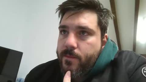 Snapshot of bruce_wayne34 chatting on December 29, 6:14 am Bruce Wayne online show from December 29, 6:14 am