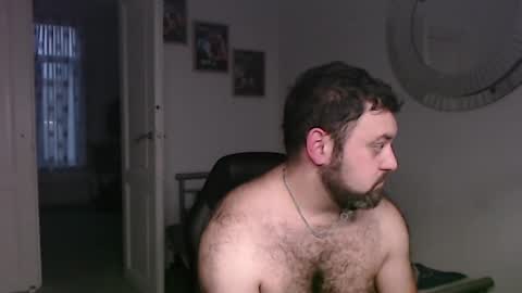 Bruce online show from December 11, 3:33 pm