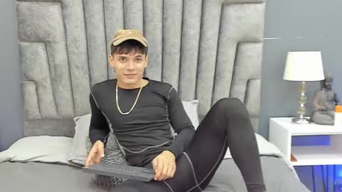 Bruno Bellini online show from November 28, 12:29 pm