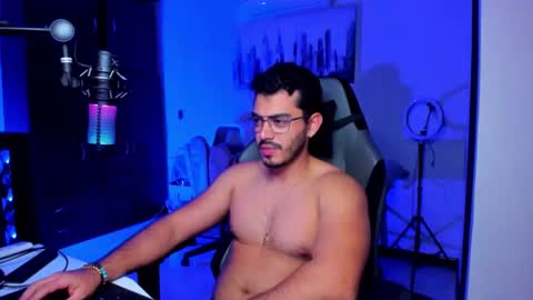 Bruno online show from November 18, 3:43 am