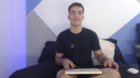 Bruno online show from December 2, 1:36 pm