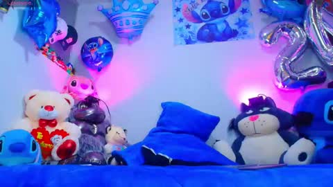 BRYAM INDEPENDENT MODEL online show from February 1, 11:14 pm