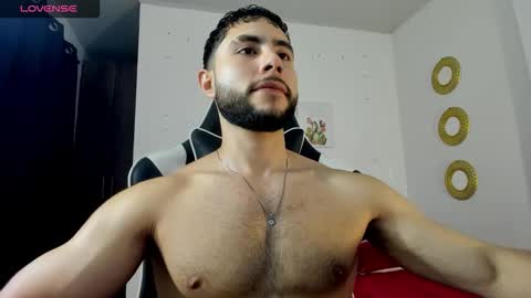 bryan_oficials online show from February 26, 4:14 am