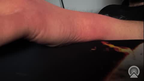 bubbleg13 online show from April 28, 11:42 pm