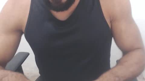 buldgeinboxer online show from December 6, 7:12 pm