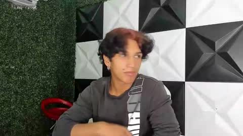 bull_cam online show from December 15, 3:14 am